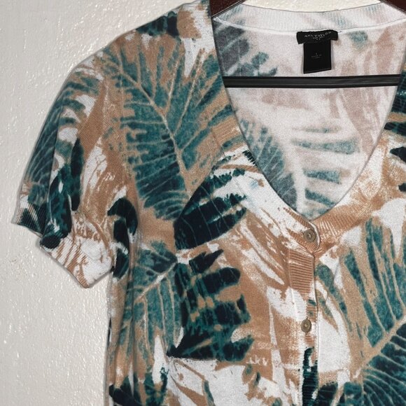 Ann Taylor Women's L Tropical Leaf Button-Front Short Sweater 100% Cotton Office - Picture 5 of 13